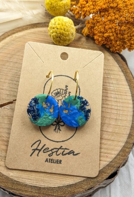 Boucles Théia sur créoles ouvertes