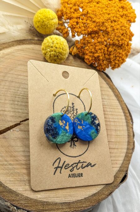 Boucles Théia sur créoles ouvertes – Image 3
