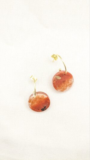 Boucles Théia sur créoles ouvertes