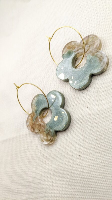 Boucles Isis XL sur créoles – Image 3
