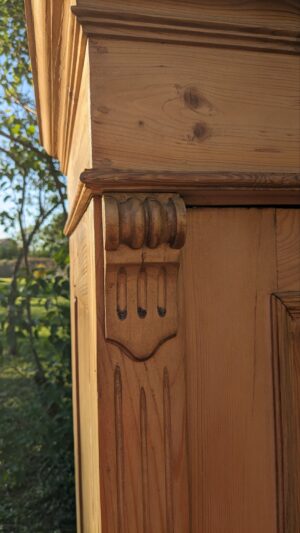 Armoire ancienne