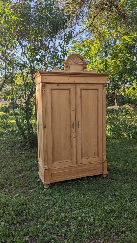 Armoire ancienne
