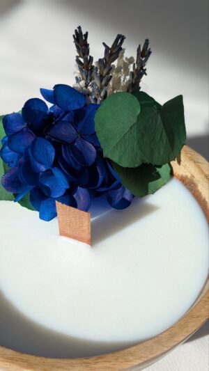 Bougie fleurie récipient bois